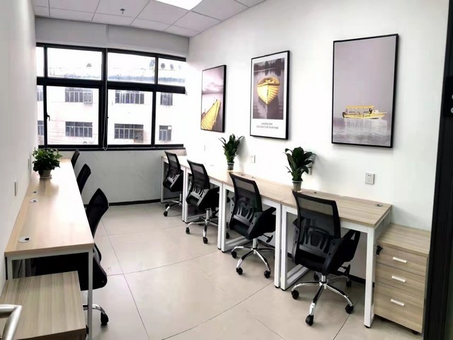 LED玻璃幕墙屏订制